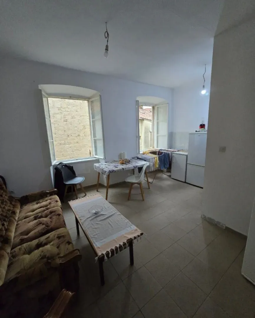 Prodaja, trosoban stan, 72m², Stari Grad Kotor, Kotor