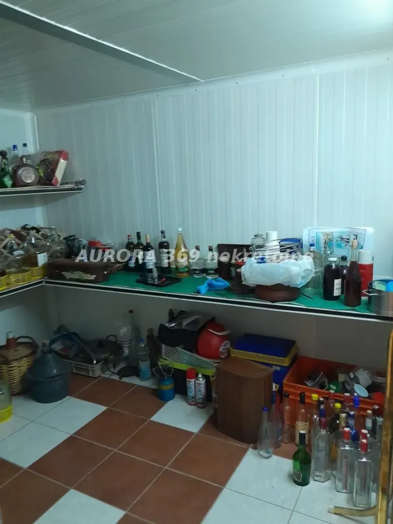 Prodaja, kuća, 144m², Veternik, Novi Sad Sve Podlokacije