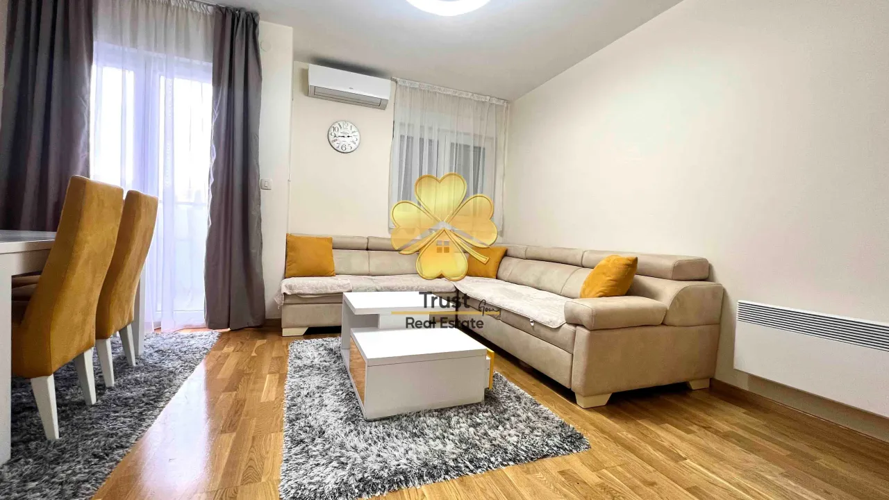 Izdavanje, dvosoban stan, 70m², Zagorič, Podgorica