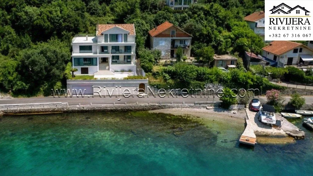 Sale, house, 423m², Lepetani, Tivat