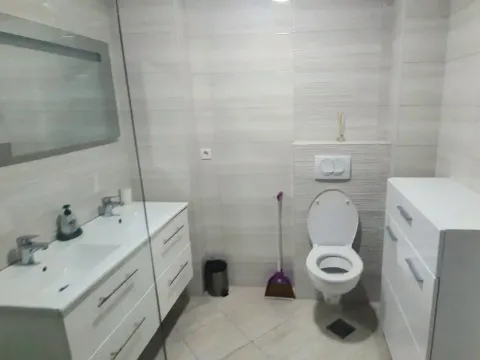 Rent, two bedroom apartment, 84m², Šušanj, Bar - image 8