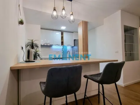 Rent, apartment, 39m², Savski Venac, Beograd - image 2