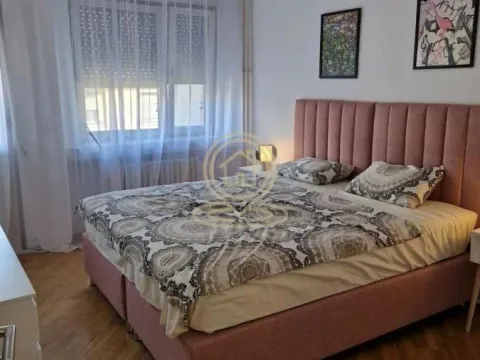 Izdavanje, četvorosoban stan, 104m², Vračar Hram, Vračar Sve Podlokacije - image 7