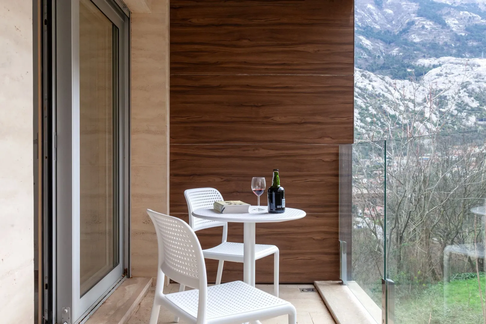 Prodaja, dvosoban stan, 61m², Kotor, Crna Gora