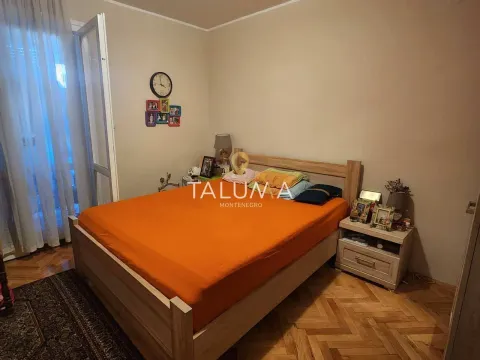 Sale, two bedroom apartment, 80m², Stara Varoš, Podgorica - image 6
