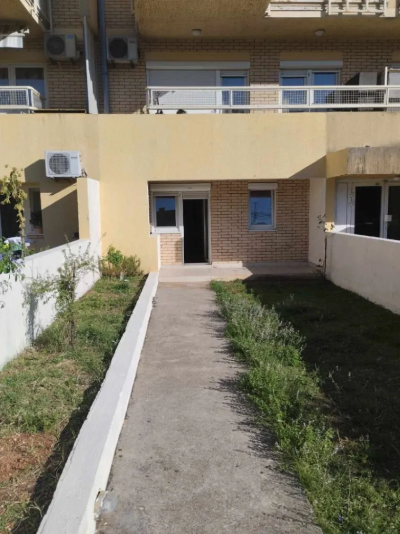 Prodaja, dvosoban stan, 84m², Stari Aerodrom, Podgorica