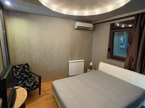Rent, two bedroom apartment, 64m², Vračar Hram, Vračar Sve Podlokacije - image 7