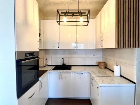 Izdavanje, trosoban stan, 70m², Stari Aerodrom, Podgorica - image 5