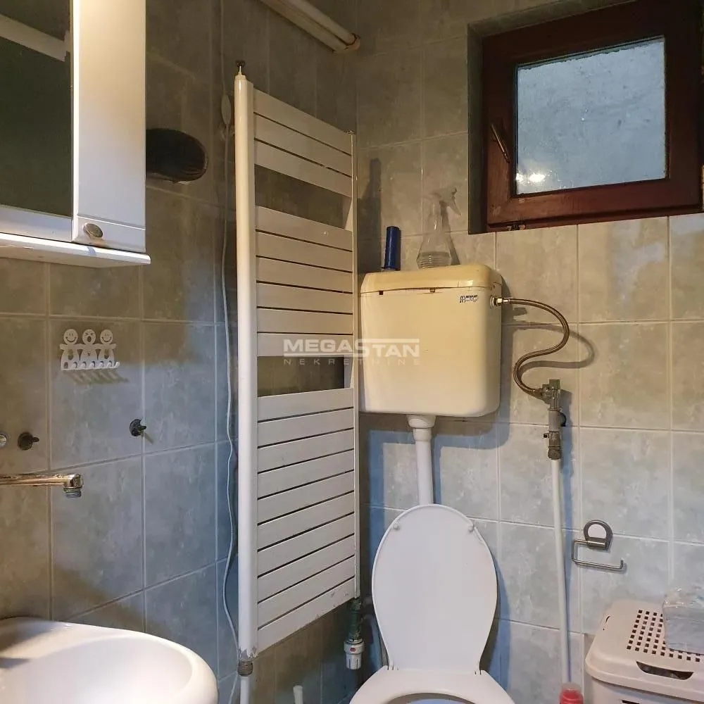 Sale, house, 84m², Uciteljsko Naselje, Zvezdara Sve Podlokacije