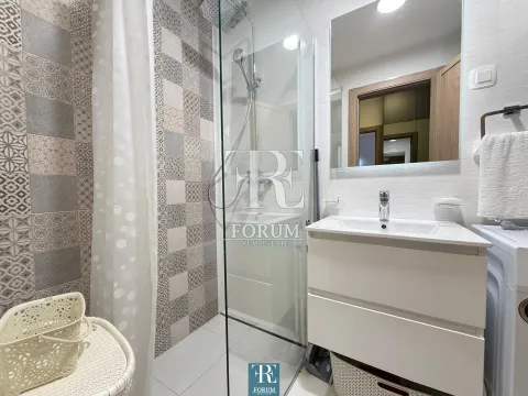 Rent, one bedroom apartment, 50m², Master Kvart, Podgorica - image 11