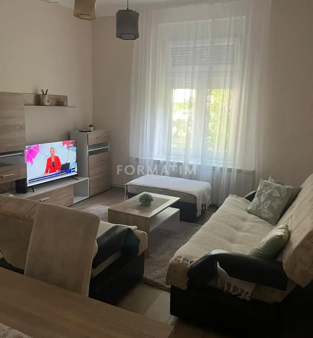 Izdavanje, jednosoban stan, 40m², Stari Grad, Beograd