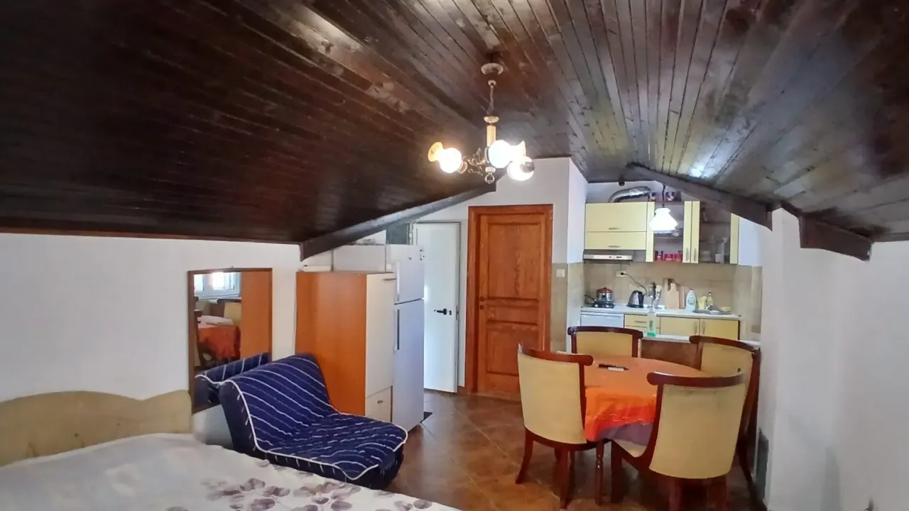 Rent, studio apartment, 30m², Radanovići, Kotor