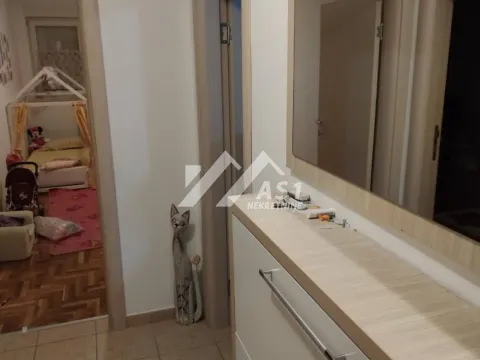 Izdavanje, trosoban stan, 65m², Bulevar Evrope, Novi Sad Sve Podlokacije - image 5