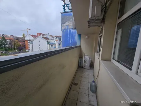 Prodaja, trosoban stan, 90m², Zvezdara, Zvezdara Sve Podlokacije - image 19