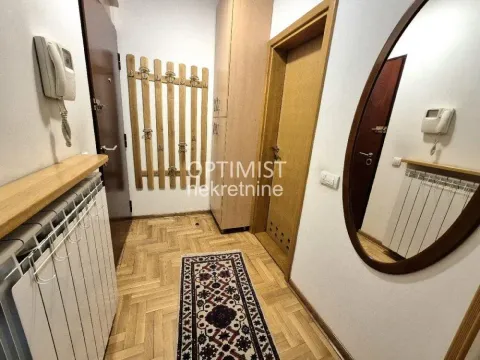 Rent, two bedroom apartment, 41m², Kalenić Pijaca, Vračar Sve Podlokacije - image 9