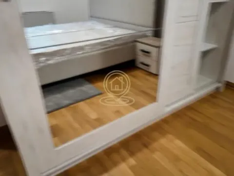 Rent, four bedroom apartment, 115m², Kalenić Pijaca, Vračar Sve Podlokacije - image 12