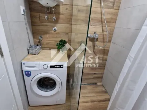 Izdavanje, dvosoban stan, 45m², Sajam, Novi Sad Sve Podlokacije - image 8