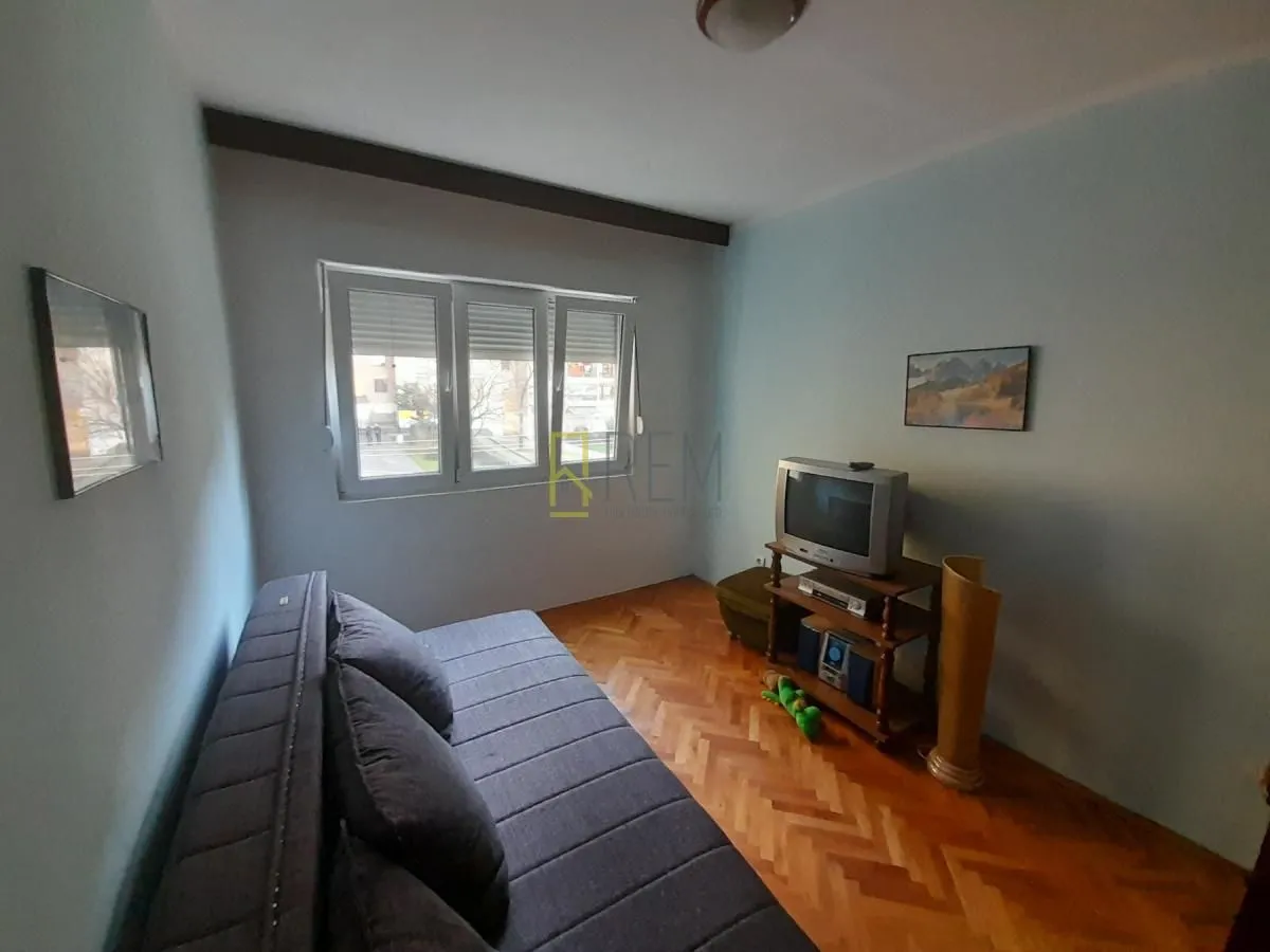 Prodaja, dvosoban stan, 63m², Lepa Kata, Podgorica