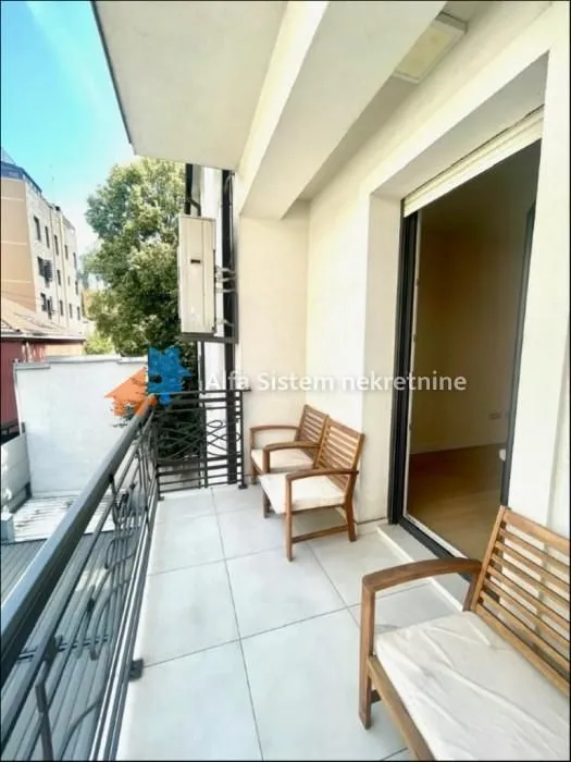 Izdavanje, četvorosoban stan, 190m², Neimar, Vračar Sve Podlokacije