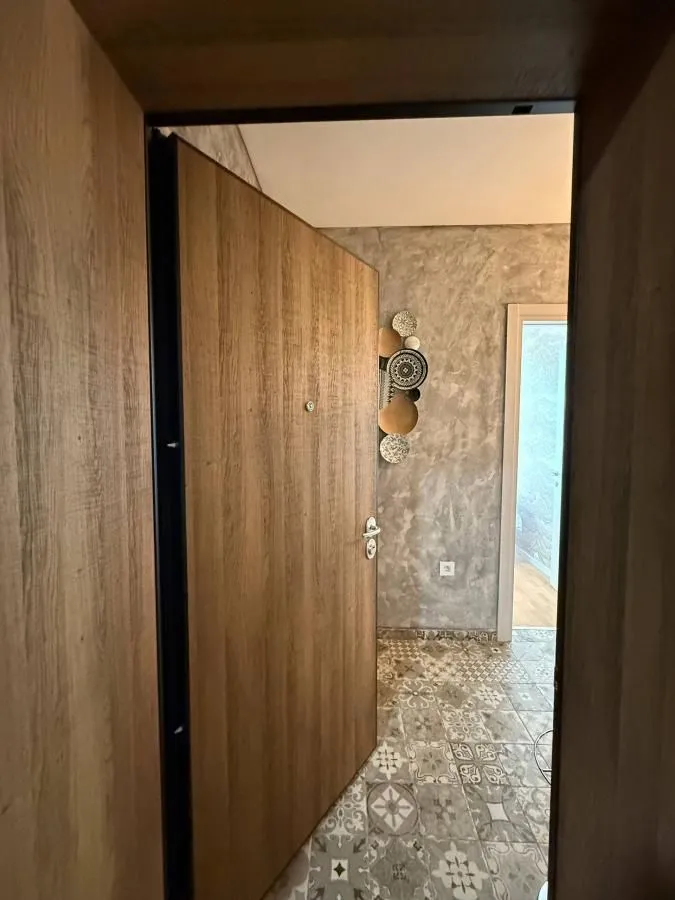 Prodaja, trosoban stan, 59m², Bulevar patrijarha Pavla, Novi Sad Sve Podlokacije