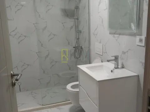 Prodaja, stan, 49m², Ulcinj, Crna Gora - image 9