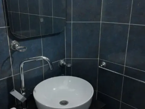 Izdavanje, garsonjera, 26m², Centar, Bar - image 6