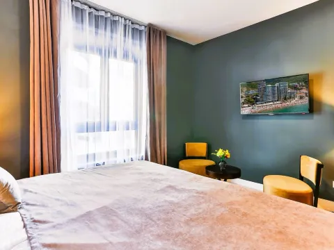 Izdavanje, jednosoban stan, 70m², Rafailovići, Budva - image 17