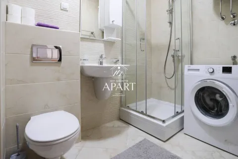 Rent, one bedroom apartment, 47m², Bečići, Budva - image 9