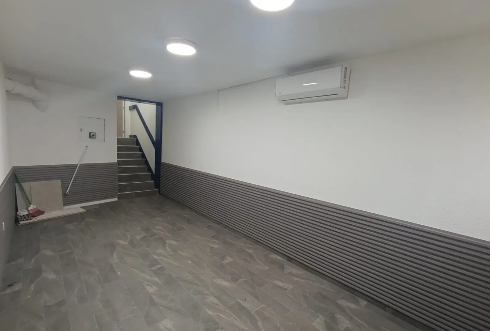 Rent, office space, 50m², Gintaš, Podgorica