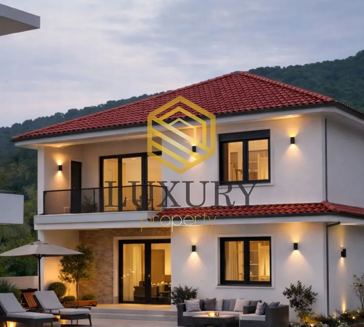 Izdavanje, kuća, 200m², Krimovica, Kotor