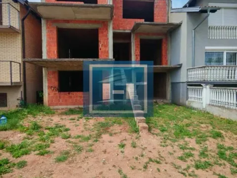 Prodaja, kuća, 80m², Gloždak, Paraćin - image 6