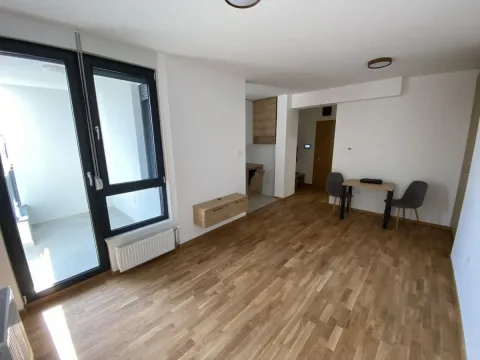 Stan in Železnička Stanica