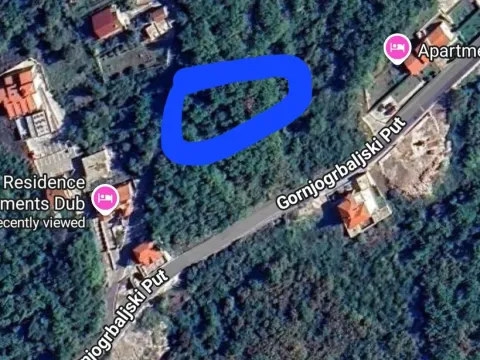 Zemljište in Dub