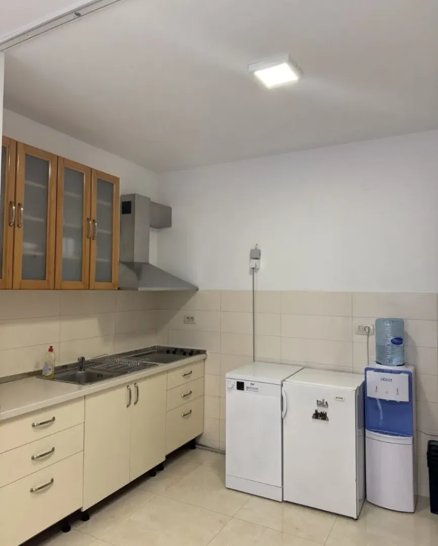 Rent, office space, 75m², City Kvart, Podgorica