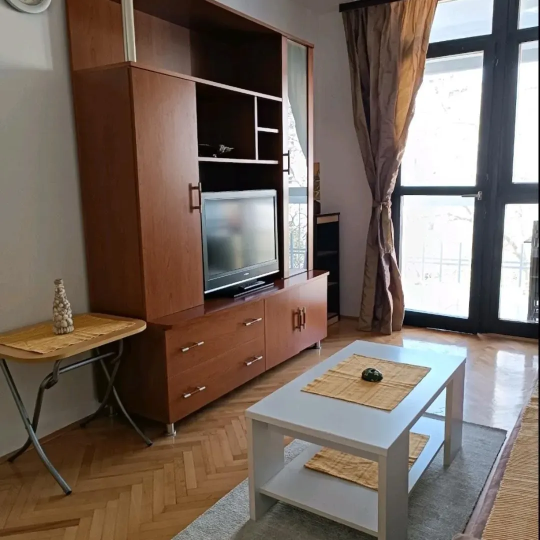 Rent, studio apartment, 30m², Makedonsko naselje, Bar
