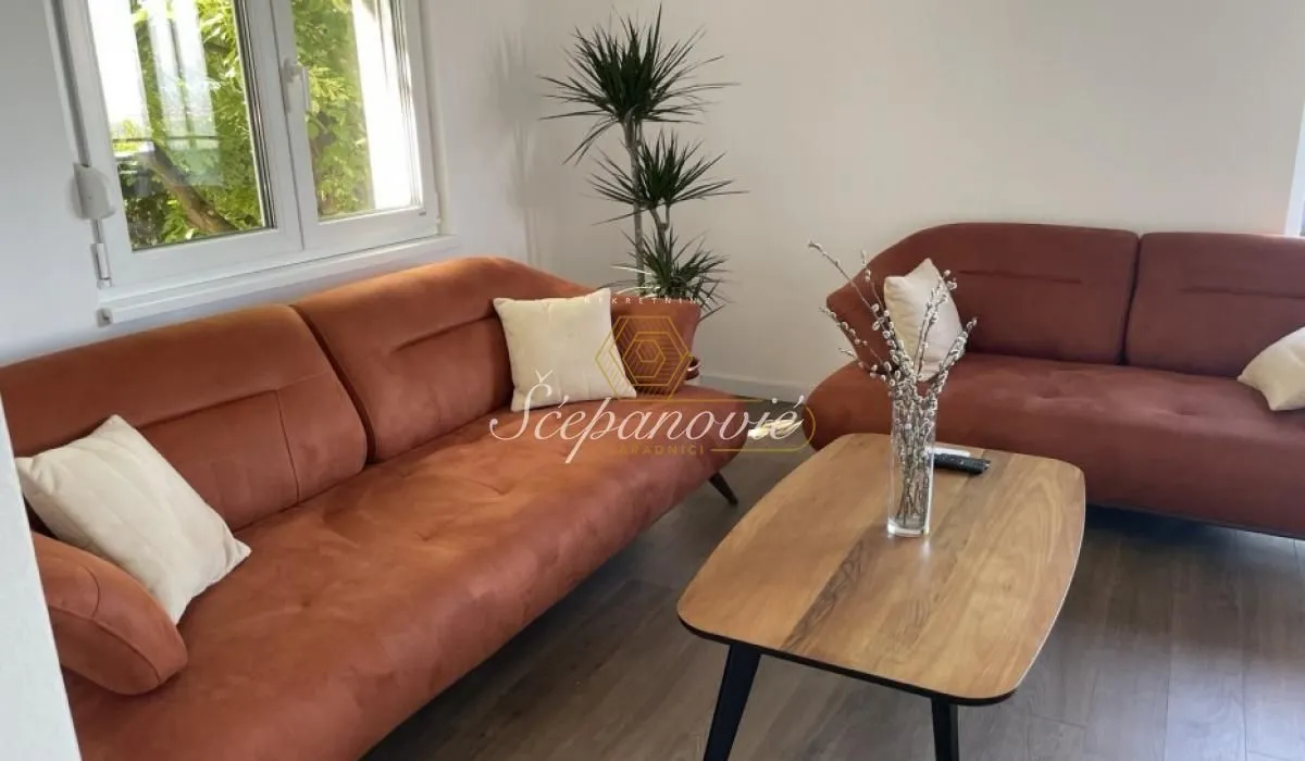 Prodaja, kuća, 280m², Sremska Kamenica, Petrovaradin