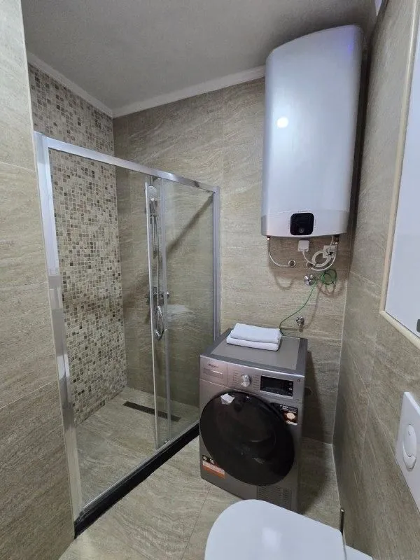 Rent, three bedroom apartment, 120m², Dobrota, Kotor