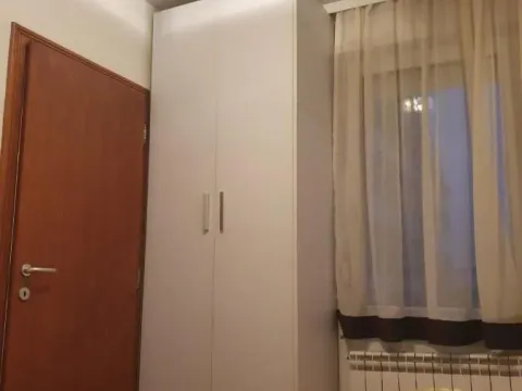 Rent, two bedroom apartment, 42m², Vračar Sve Podlokacije, Beograd - image 10