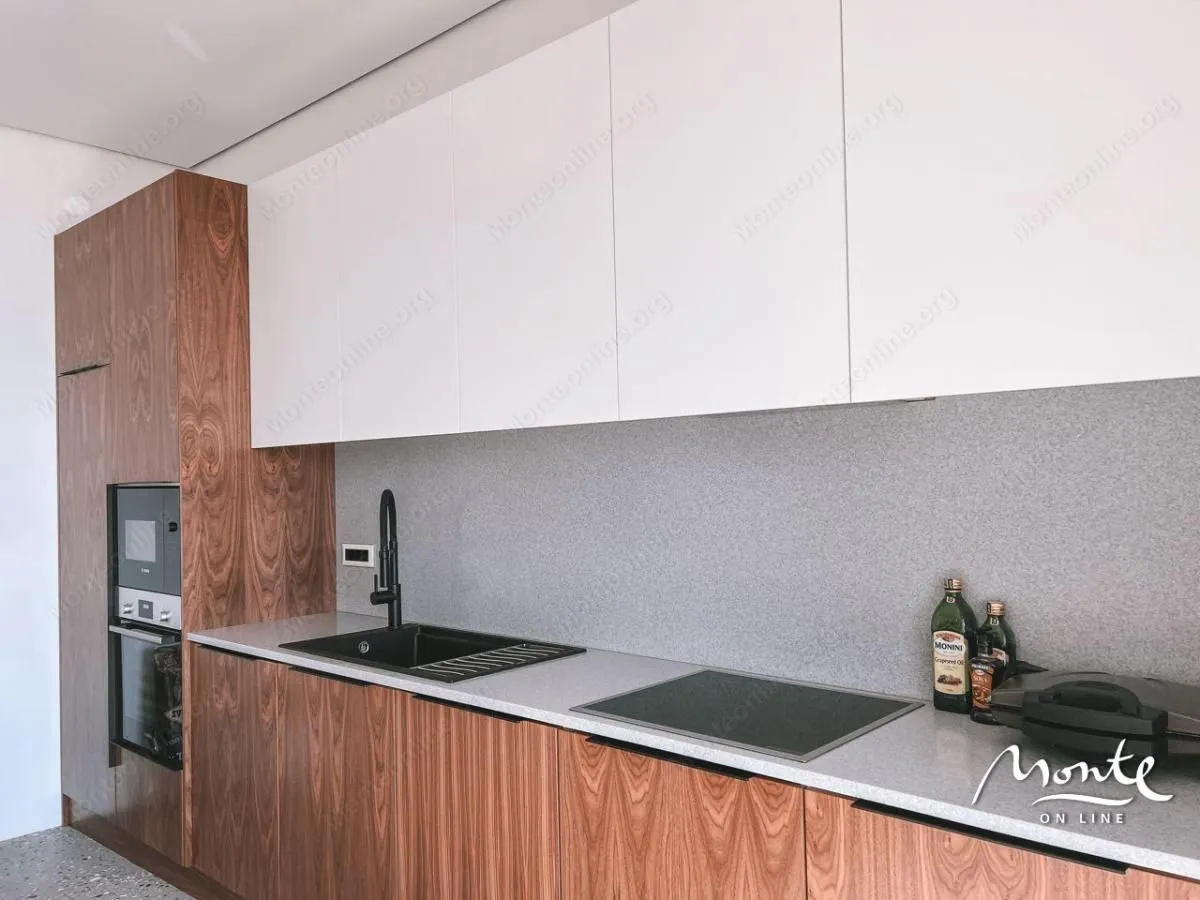 Prodaja, kuća, 180m², Tivat, Crna Gora