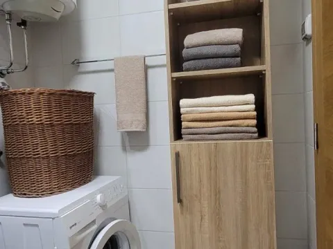 Izdavanje, jednosoban stan, 42m², City Kvart, Podgorica - image 9