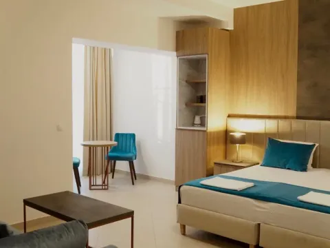 Rent, hospitality venue, 400m², Sutomore, Bar - image 13