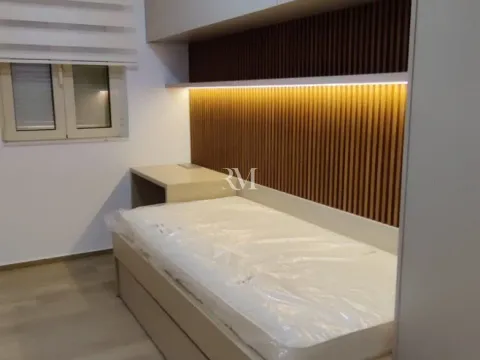 Izdavanje, dvosoban stan, 70m², Kalimanj, Tivat - image 8