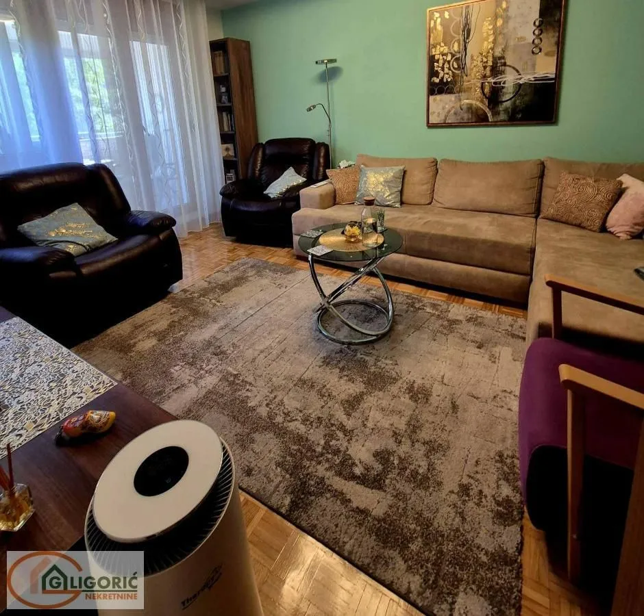 Prodaja, dvosoban stan, 61m², Vidikovački venac, Rakovica