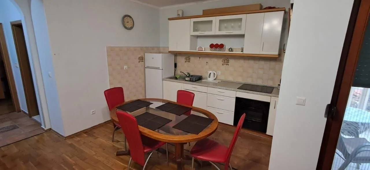 Prodaja, jednosoban stan, 48m², Petrovac, Budva