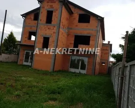 Sale, house, 900m², Veternik, Novi Sad Sve Podlokacije - image 3
