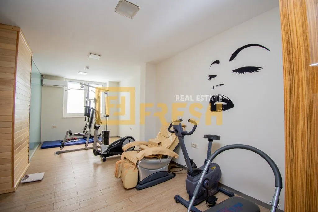 Prodaja, kuća, 600m², Zagorič, Podgorica