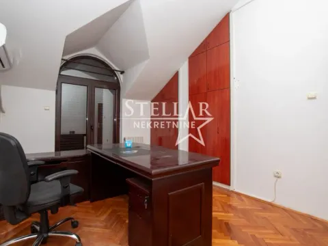 Izdavanje, kuća, 320m², Gorica C, Podgorica - image 13