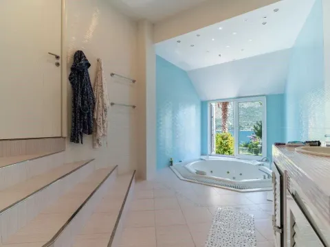 Prodaja, kuća, 278m², Stoliv, Kotor - image 5