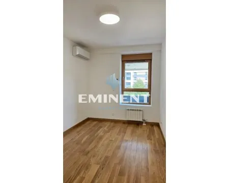 Izdavanje, četvorosoban stan, 107m², Novi Beograd Blok 65, Novi Beograd Sve Podlokacije - image 10