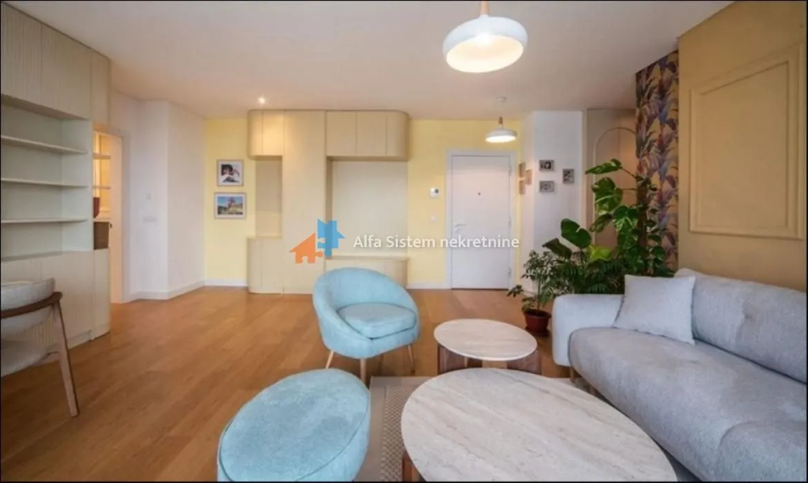 Rent, three bedroom apartment, 100m², Vračar Sve Podlokacije, Beograd